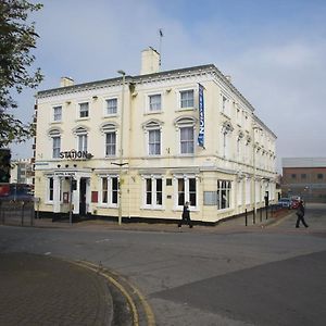 Station Hotel